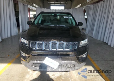 2019 Jeep Compass Latitude z USA, uszkodzony, nr VIN 3C4NJDBB4KT600731
